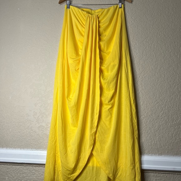 2 Piece Skirt Set - Picture 2 of 5